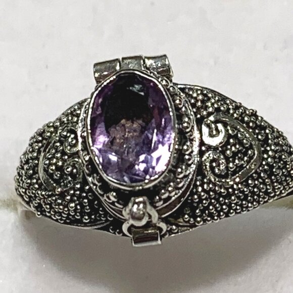 Sterling Silver Ash Holder Ring With An Amethyst Sz 9  NEW - Picture 1 of 2